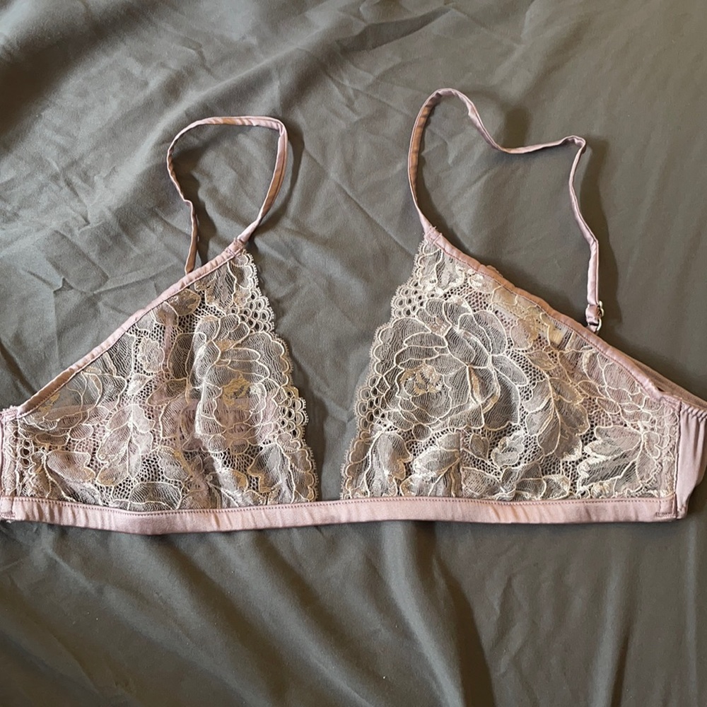 Silk lace bra